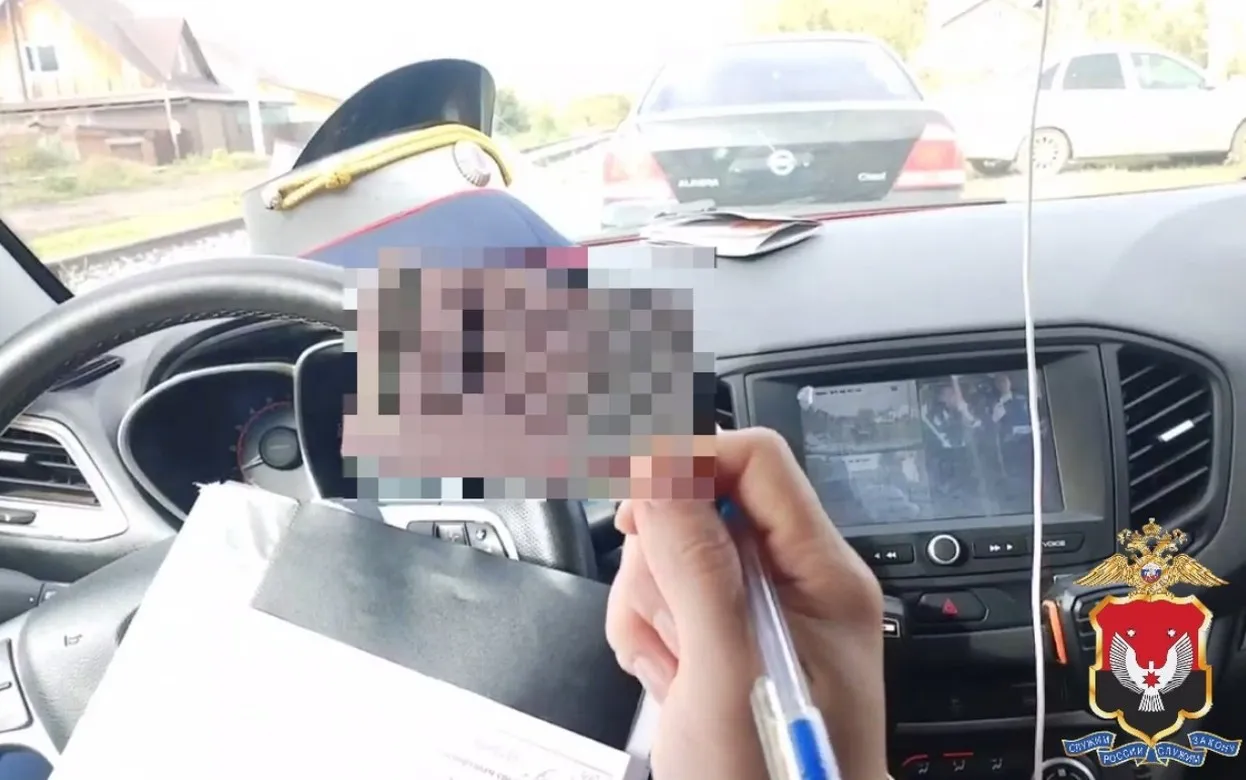 Мужчину задержали с поддельными водительскими правами в Удмуртии