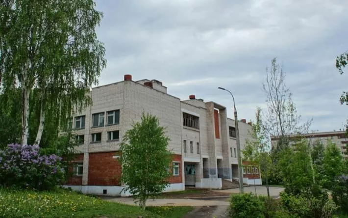 Ряд школ Ижевска отменяют занятия после стрельбы в 88-й