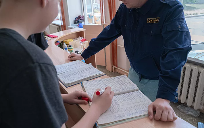 Как изменилась охрана школ в Ижевске после трагедии
