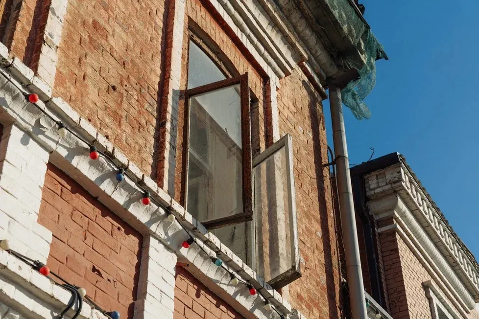 Обучение не сдавших ГИА школьников за счет государства, хамство водителей автобуса и исчезнувшая остановка: что обсуждают ижевчане в соцсетях 24 апреля