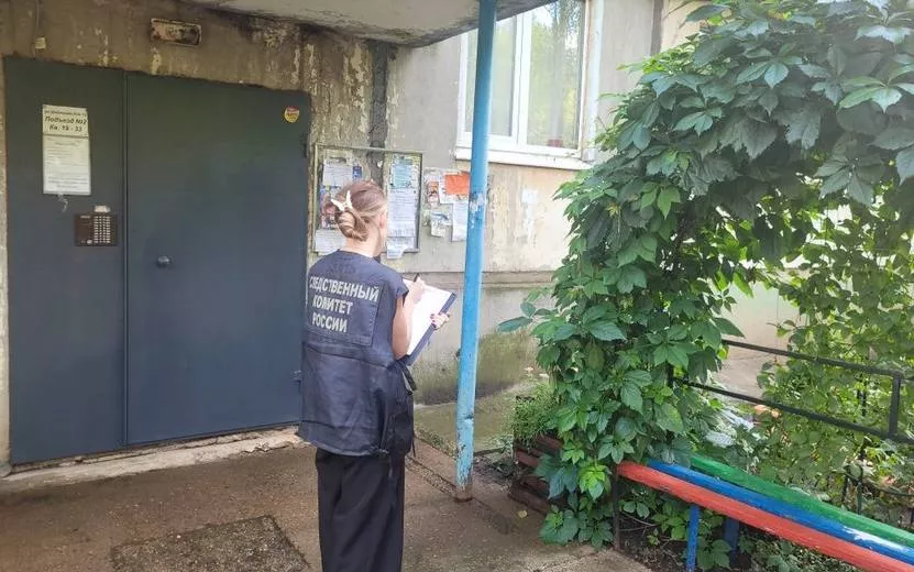 4-летний ребенок выпал из окна в Воткинске