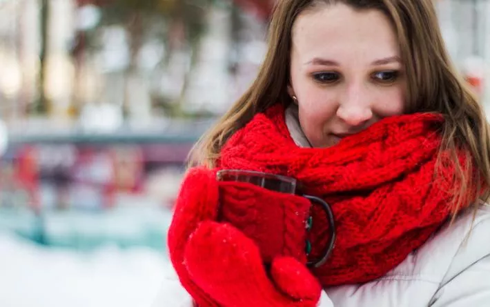 Дерматолог и косметолог рассказала о проявлениях холодовой аллергии и обморожения