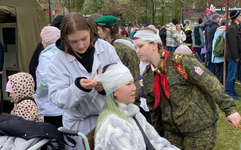 Желающие смогли стать почувствовать себя врачами и пациентами военного госпиталя