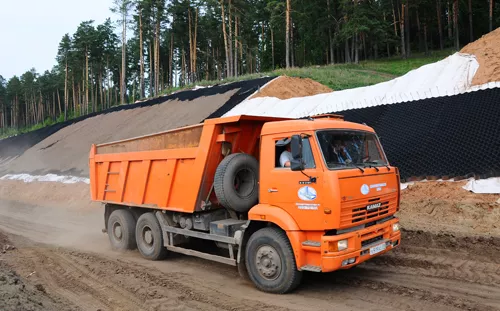 автора