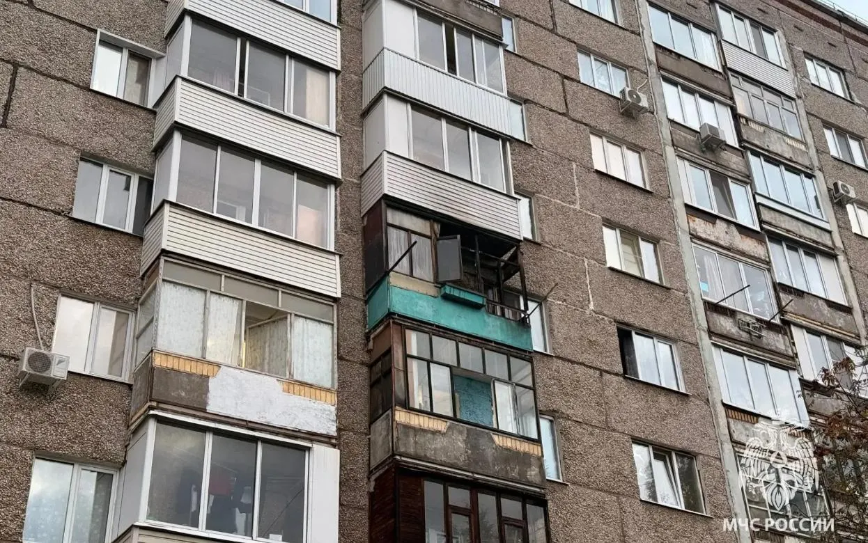 Балкон сгорел из-за соседского окурка на ул. 40 лет Победы в Ижевске