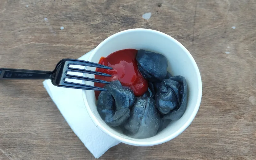 Алтайские черные пельмени с креветкой