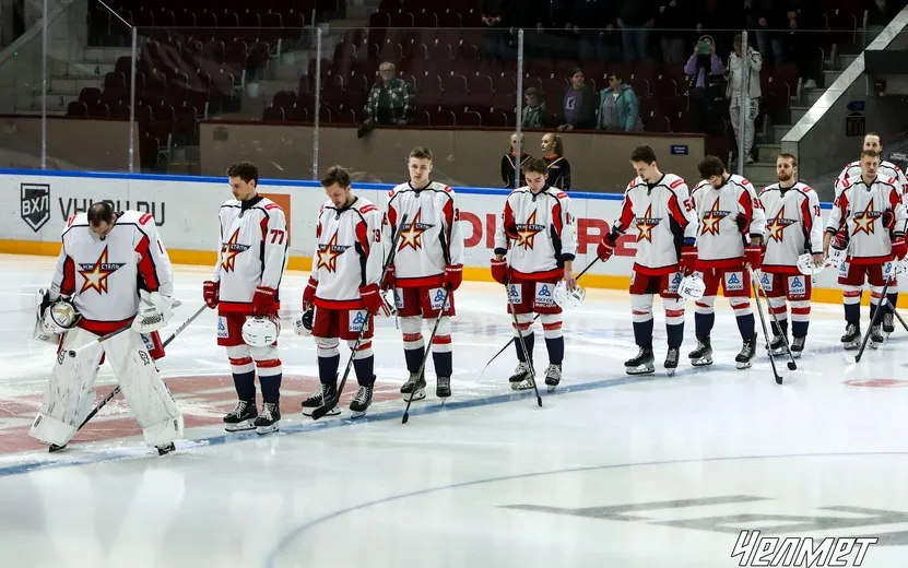 Хоккейная «Ижсталь» крупно проиграла в Верхней Пышме