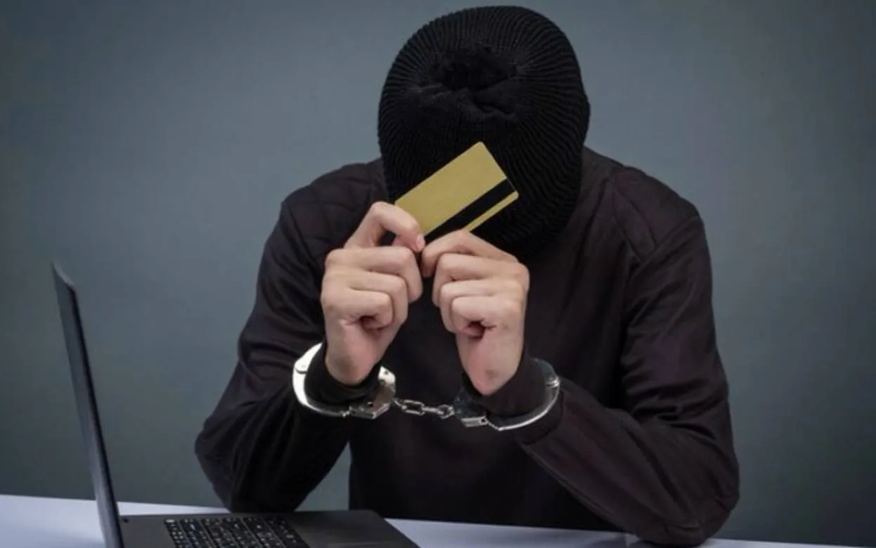 Директора строительной компании в Ижевске подозревают в мошенничестве на 1,5 млн рублей