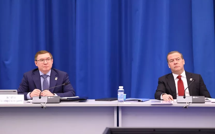 По народной программе ЕР во всех регионах России идет строительство и ремонт школ