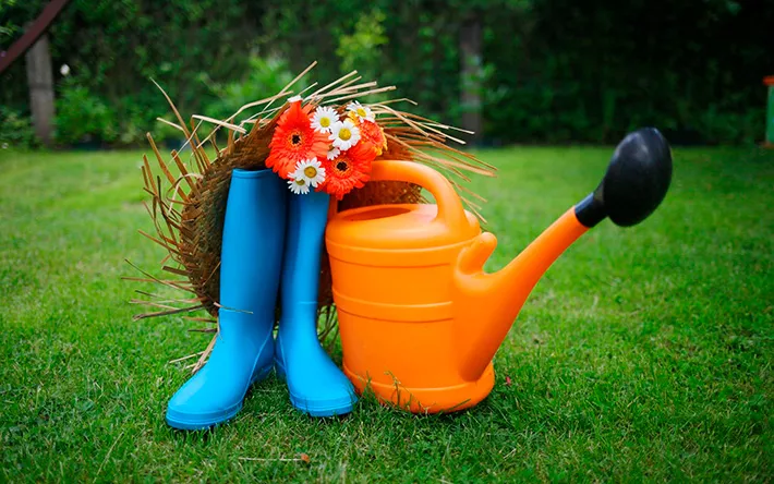 Дача по любви: 5 книг для майских выходных и целого лета на даче