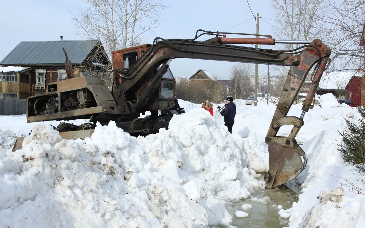 Глава Удмуртии призвал жителей частного сектора вывозить снег самостоятельно