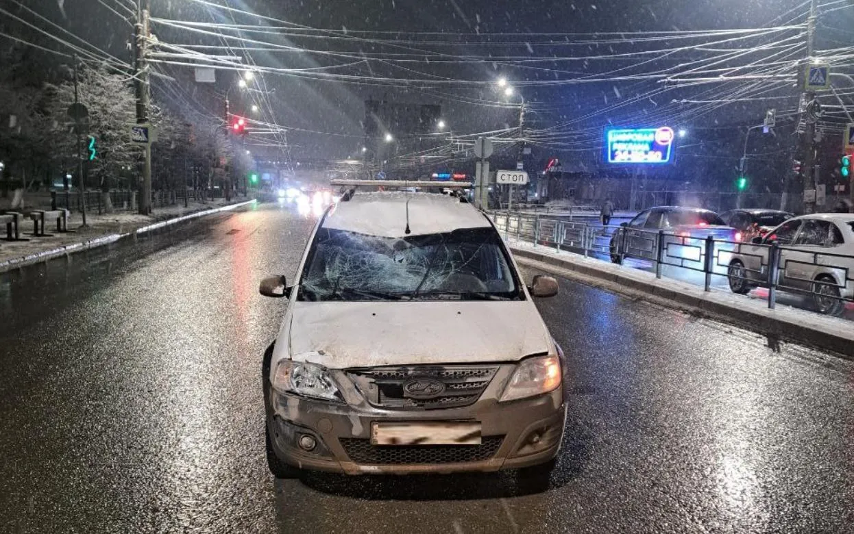 Двух подростков сбили на пешеходном переходе в Ижевске