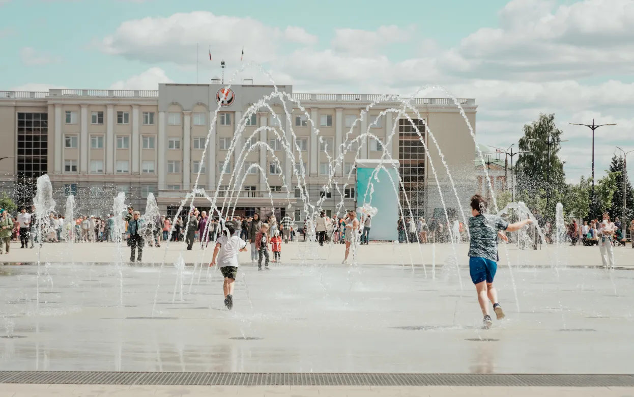 День города в Ижевске в 2026 году: без приглашенных звезд и фейерверка, но с гастрофестивалем и регатой