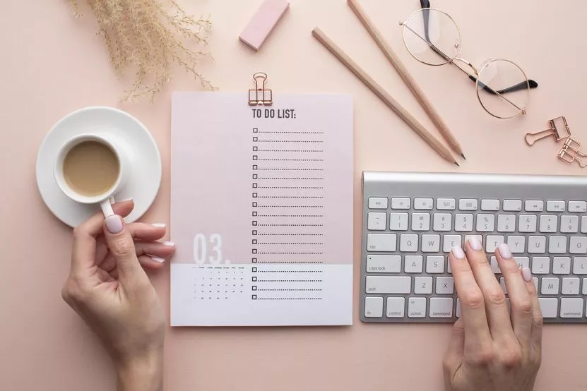 time-organization-concept-with-planner-close-up.jpg time-organization-concept-with-planner-close-up.jpg