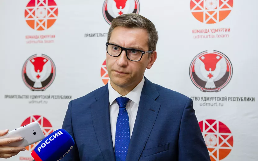 Семенов Ярослав Владимирович - Председатель Правительства УР 2018 Д Ахмадишина .JPG