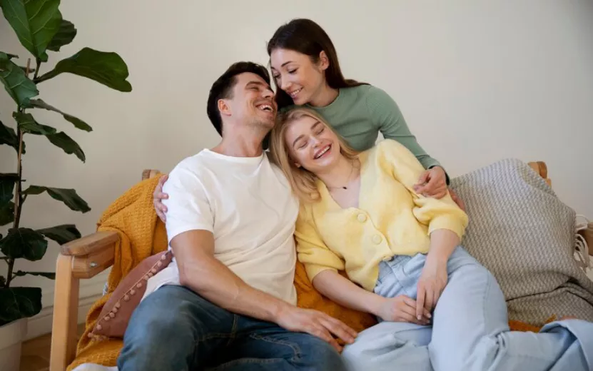 medium-shot-happy-polyamorous-partners_23-2149226745.jpg medium-shot-happy-polyamorous-partners_23-2149226745.jpg