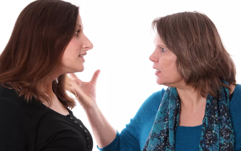 mother-and-daughter-fighting-2024-01-23-00-27-28-utc.jpg