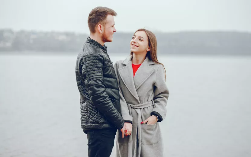result_loving-couple-walking-around-river.jpg