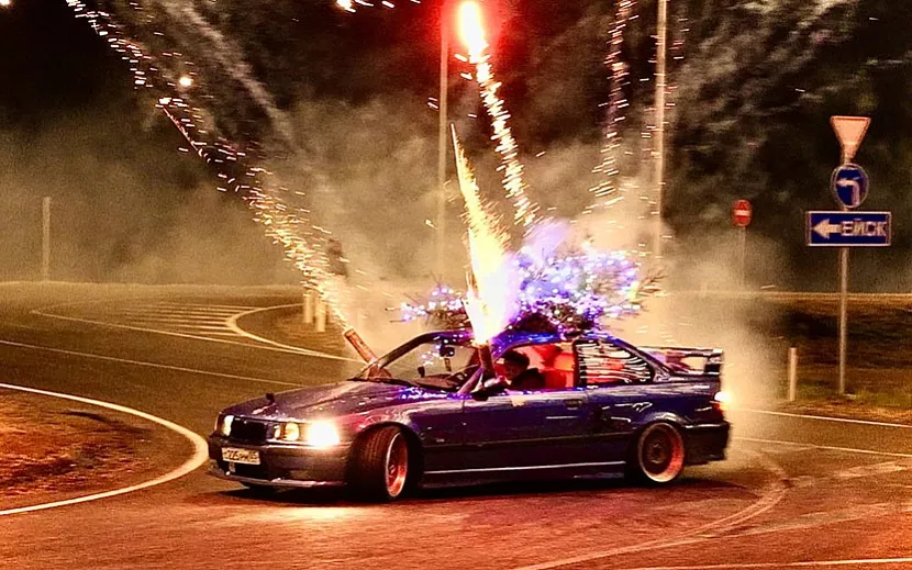 BMW  