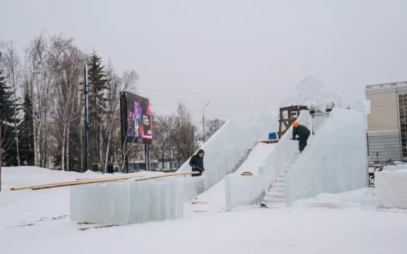 Ледовый городок на Центральной площади. Фото: Маша Бакланова