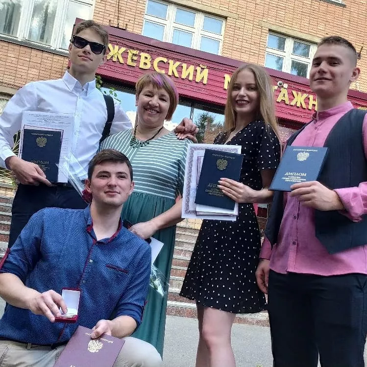 YLU0dkMKG38.jpg