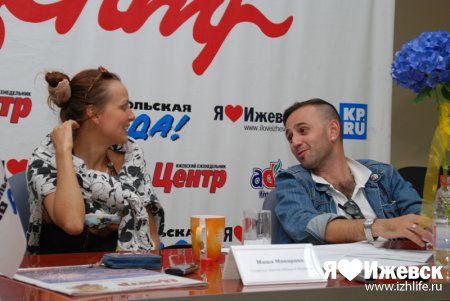 Маша Макарова из «Маши и Медведей» в Ижевске призналась, что ждет третьего ребенка
