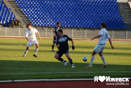 В последнем домашнем матче года «СОЮЗ-Газпром» разгромил «Башинформсвязь - Динамо»