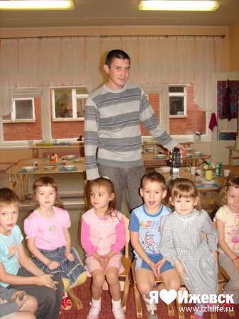 Единственный мужчина-воспитатель в Ижевске: «Люди от моей профессии в шоке!»