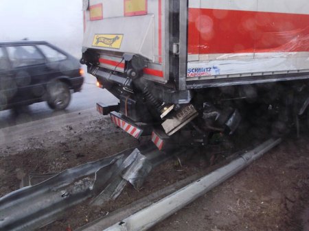 На трассе под Тольятти столкнулись около 40 автомобилей