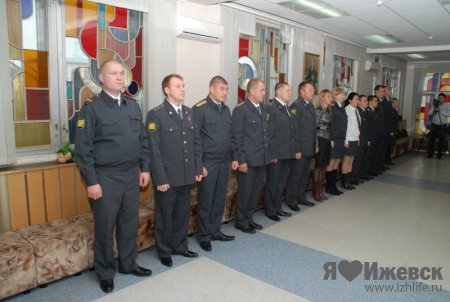 В Ижевской милиции стало больше на 12 офицеров