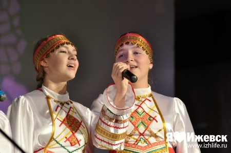 В Ижевске выбрали лучших исполнителей удмуртской песни