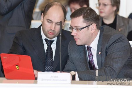 Депутаты приняли проект бюджета Удмуртии на 2011 год в первом чтении