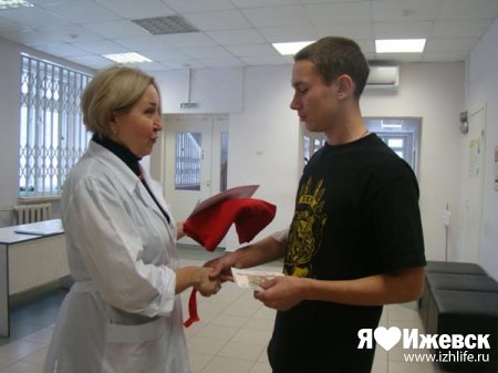 Студенты Ижевска в первый раз стали донорами