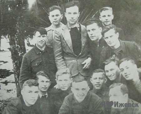 90 лет назад футболисты из Сарапула были сильнейшими на Урале
