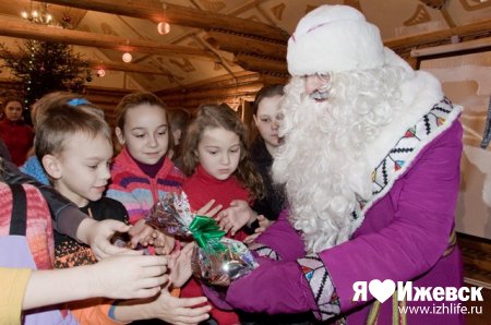 Дед Мороз в Удмуртии получает сказочную пенсию
