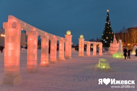 В Ижевске открыли главную елку Удмуртии