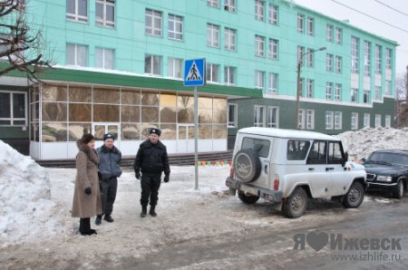В Ижевске продолжается волна электронного терроризма: "заминирован" один из корпусов УдГУ