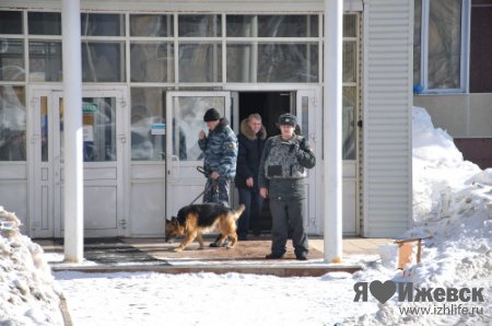 Электронный терроризм в Ижевске: студентов Медакадемии эвакуировали