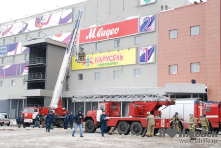 Торговый центр в Ижевске «тушили» с помощью беспилотников