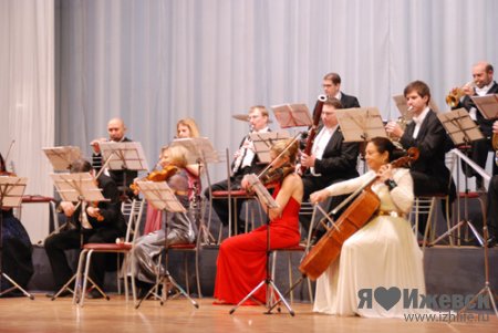 Дирижер австрийского оркестра в Ижевске признался, что отменил гастроли в Японии из-за радиации