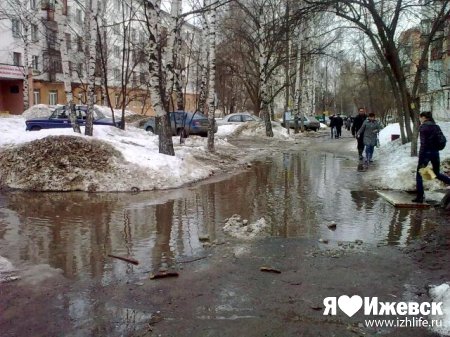 Рейтинг весенних луж в Ижевске: в списке новые улицы