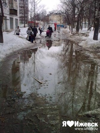 Рейтинг весенних луж в Ижевске: в списке новые улицы