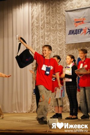 Молодежные лидеры рождаются в Ижевске и в Кизнерском районе