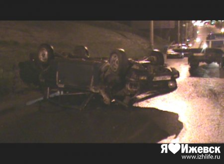 В Ижевске после столкновения авто пассажир очнулся в багажнике