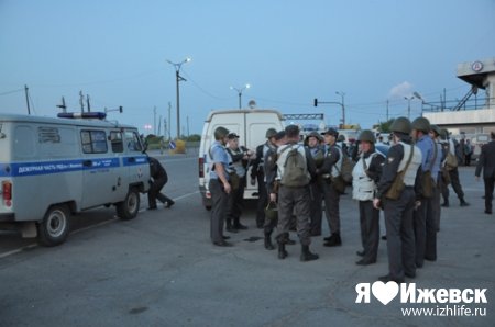 Оперативный штаб МЧС: жителям Ижевска взрыв арсенала в Пугачёво не угрожает