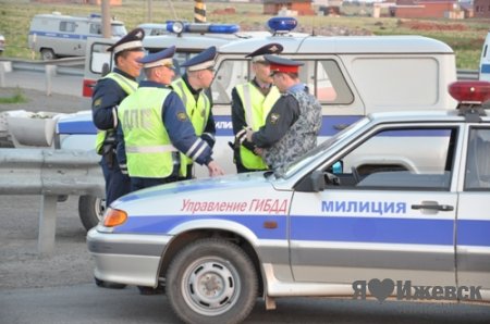 Ижевских таксистов, которые хотели помочь в перевозке эвакуируемых из Пугачево и окрестностей людей, не пустили на трассу