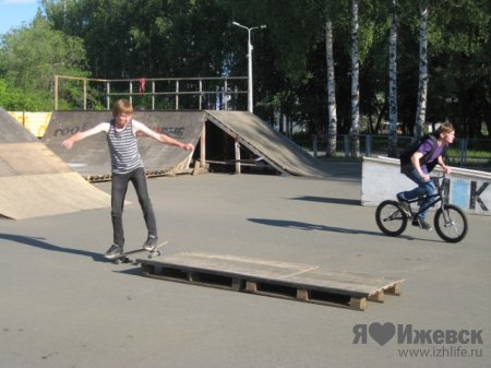 Как в Ижевске отметили международный день скейбординга