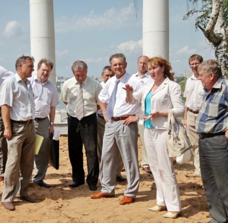 Президент Удмуртии проверил, как ремонтируют ротонду Летнего сада