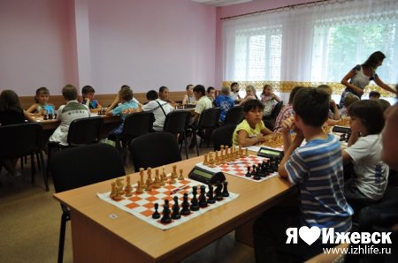 За игрой лучших шахматистов в Ижевске можно посмотреть онлайн