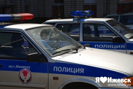 В Ижевске за выходные перекрасили все машины полиции